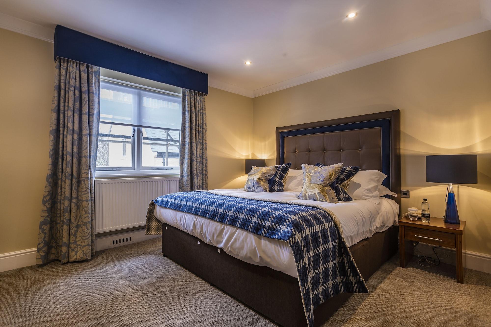The Talbot Hotel, Oundle , Near Peterborough Zewnętrze zdjęcie