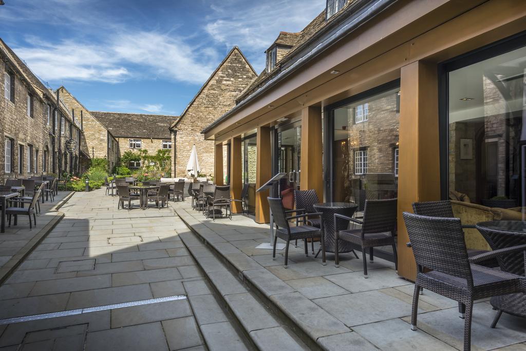 The Talbot Hotel, Oundle , Near Peterborough Zewnętrze zdjęcie