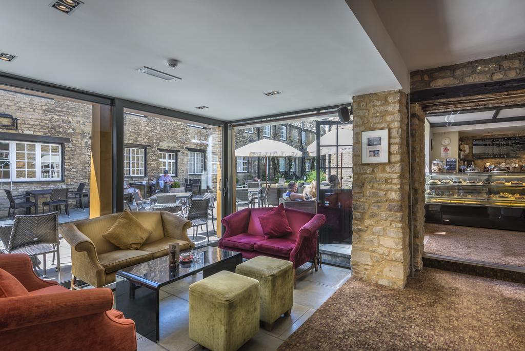The Talbot Hotel, Oundle , Near Peterborough Zewnętrze zdjęcie